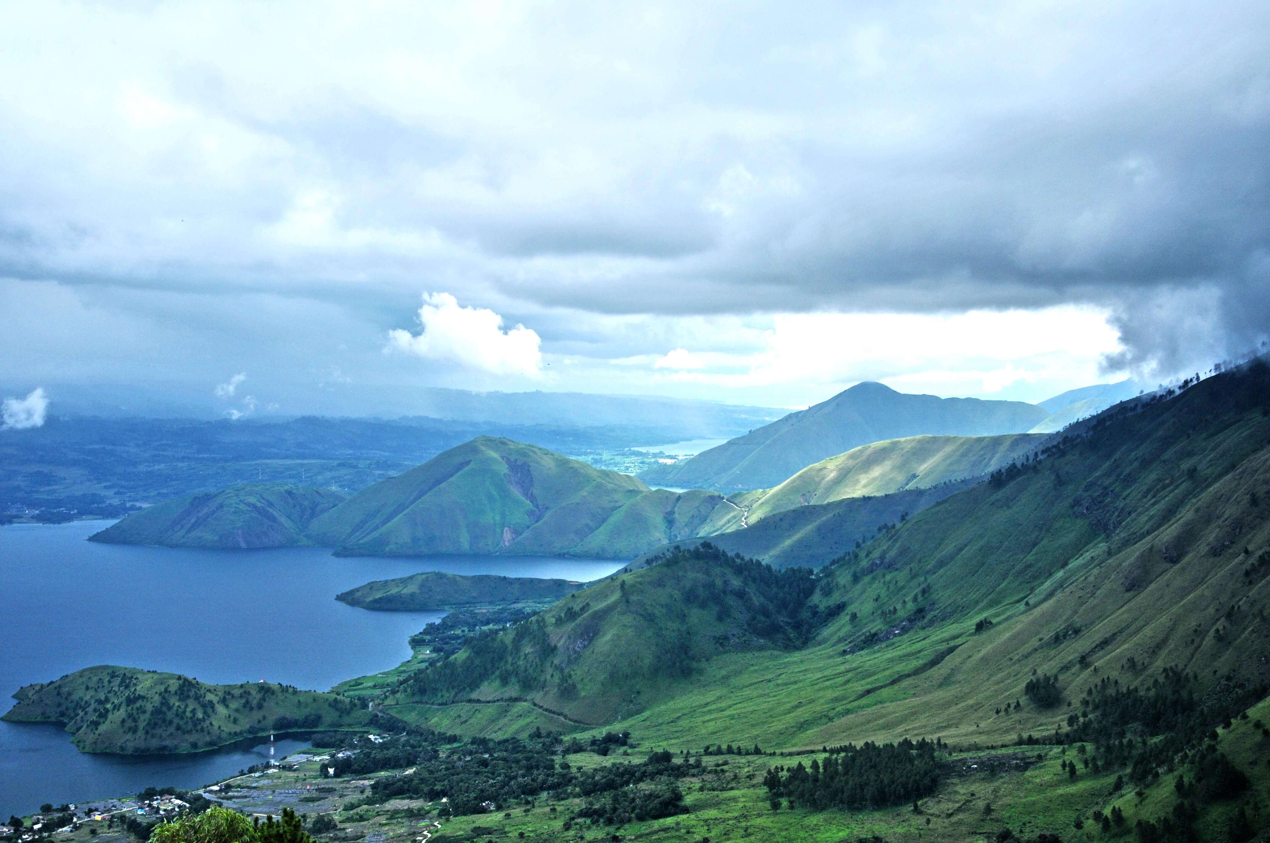 /content/dam/indtravelrevamp/en/PARTNERSHIP-OPPORTUNITY-IMAGE/2015_Sumatera_Utara_Danau_Toba.jpg