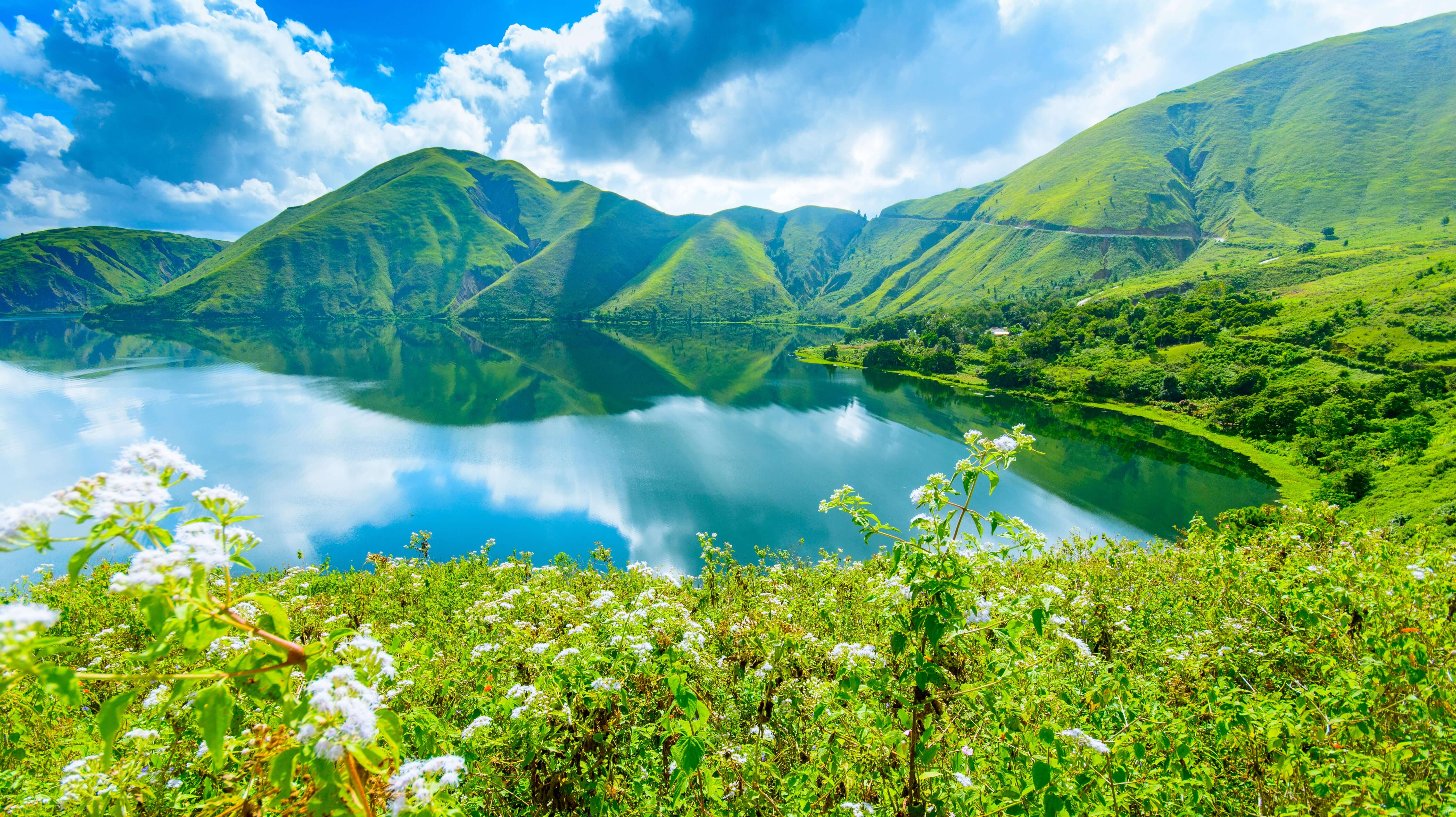 /content/dam/indtravelrevamp/en/PARTNERSHIP-OPPORTUNITY-IMAGE/JHONNY_SIAHAAN_2016_Danau_Toba.jpg