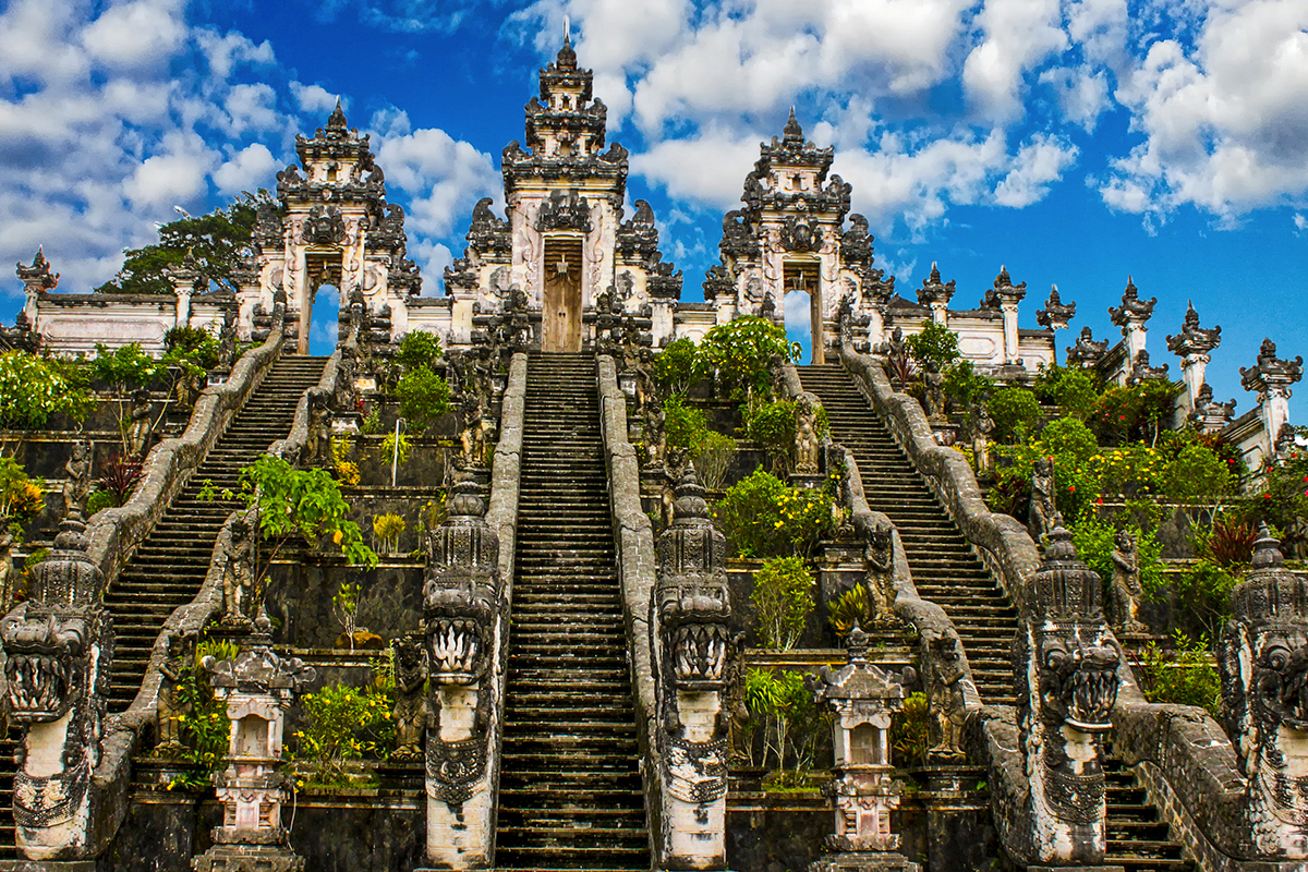 Bali'S Gate Of Heaven: Lempuyang Temple - Indonesia Travel