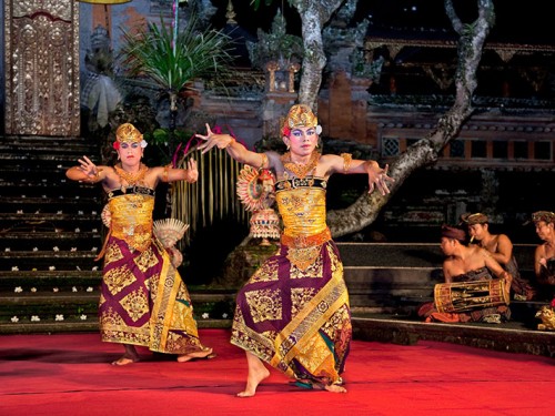 Janger: Bali's Dance For The Young at Heart