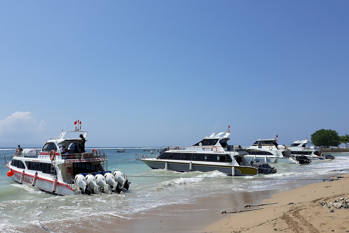 several public boats riding from Sanur to Nusa Lembongan