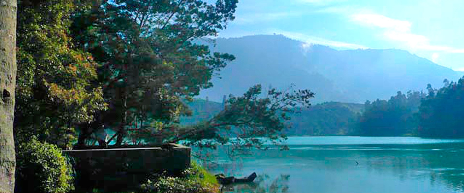 Telaga Warna: Dieng Plateau