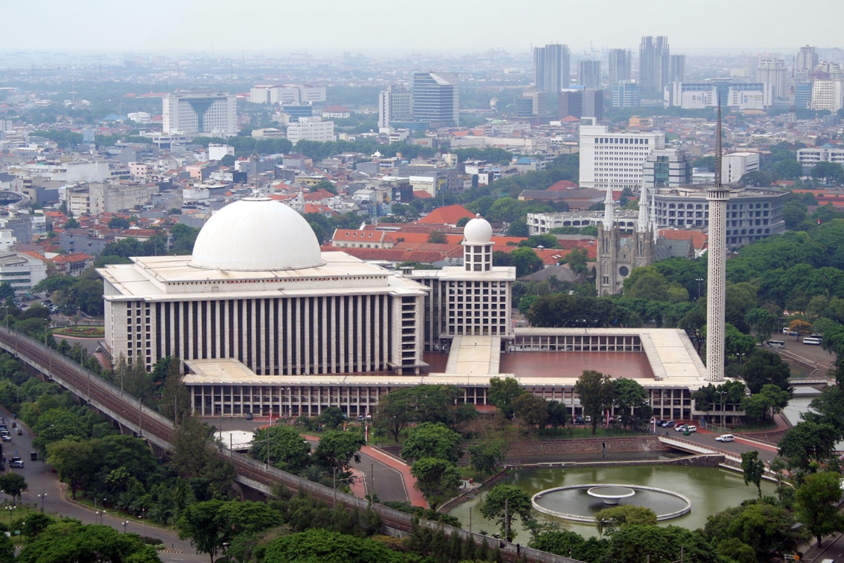A Symbol Of Religious Tolerance Jakartas Inspiring Istiqlal Mosque