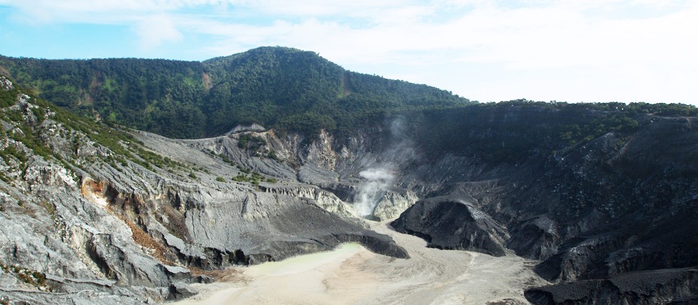 Tangkuban Perahu