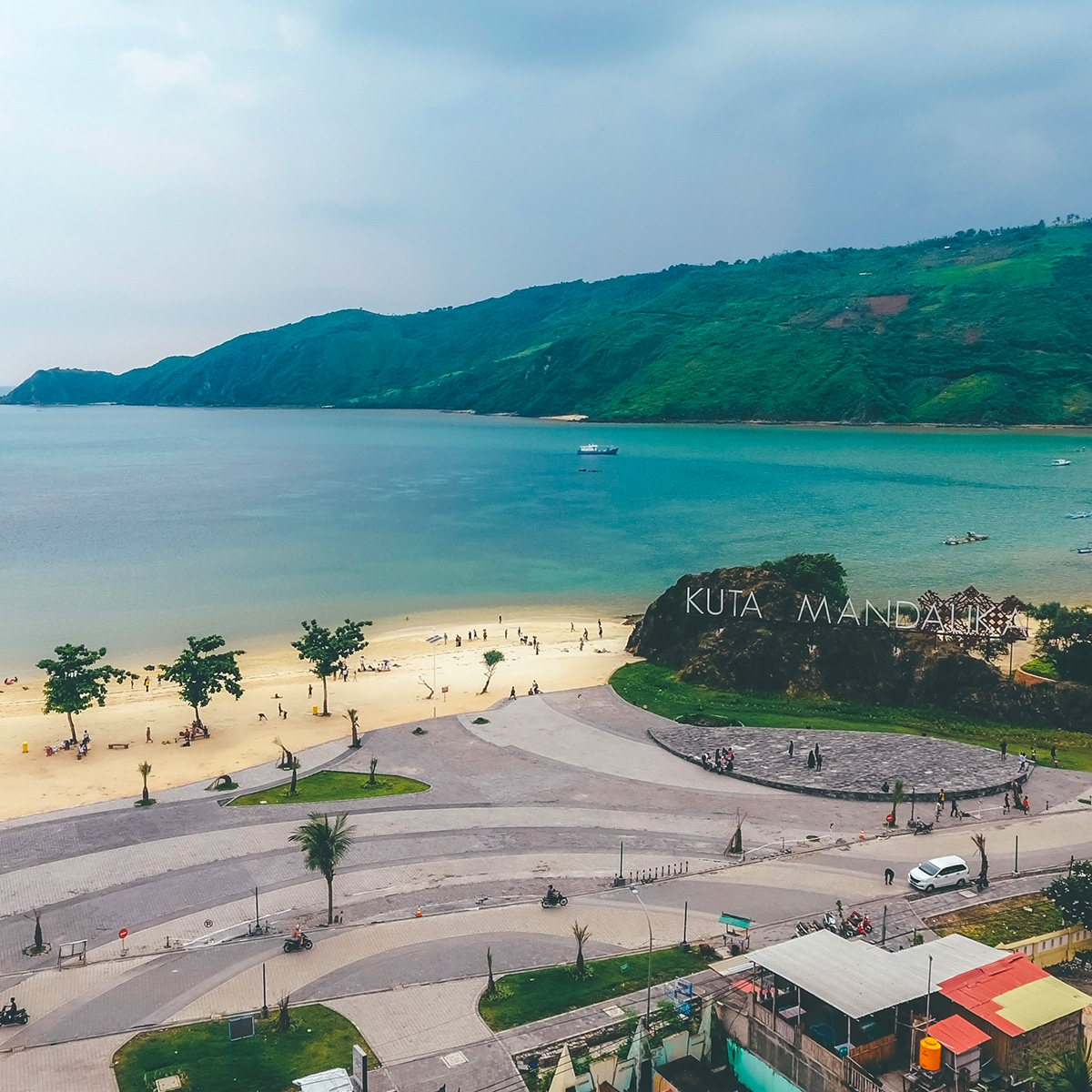 Sejuta Pesona yang Bisa Ditemukan di Mandalika, Lombok, NTB