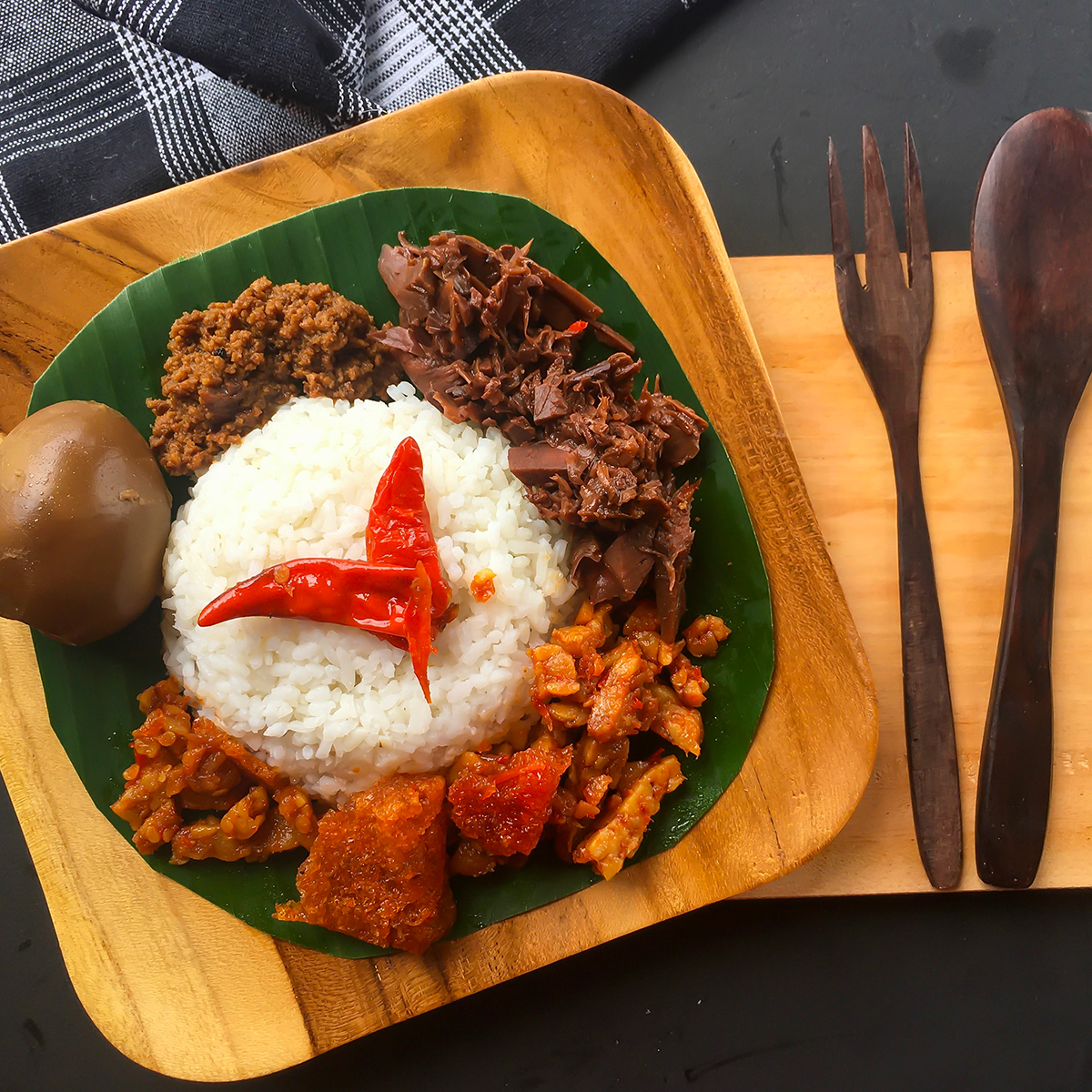 Gudeg: Rebusan Nangka Manis dari Yogyakarta