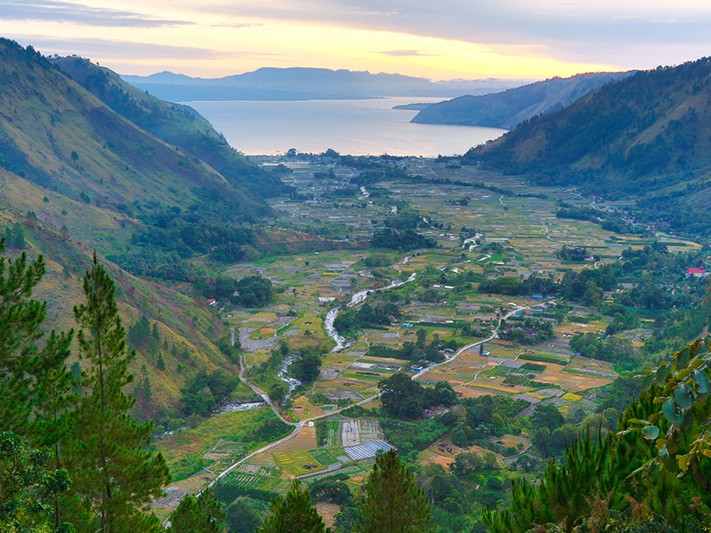 Discover Dolok Sanggul's Spectacular Landscape at South Lake Toba