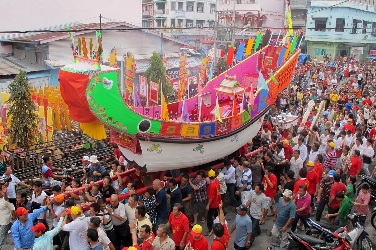 Bakar Tongkang Festival 2018 in Bagansiapi-api Riau