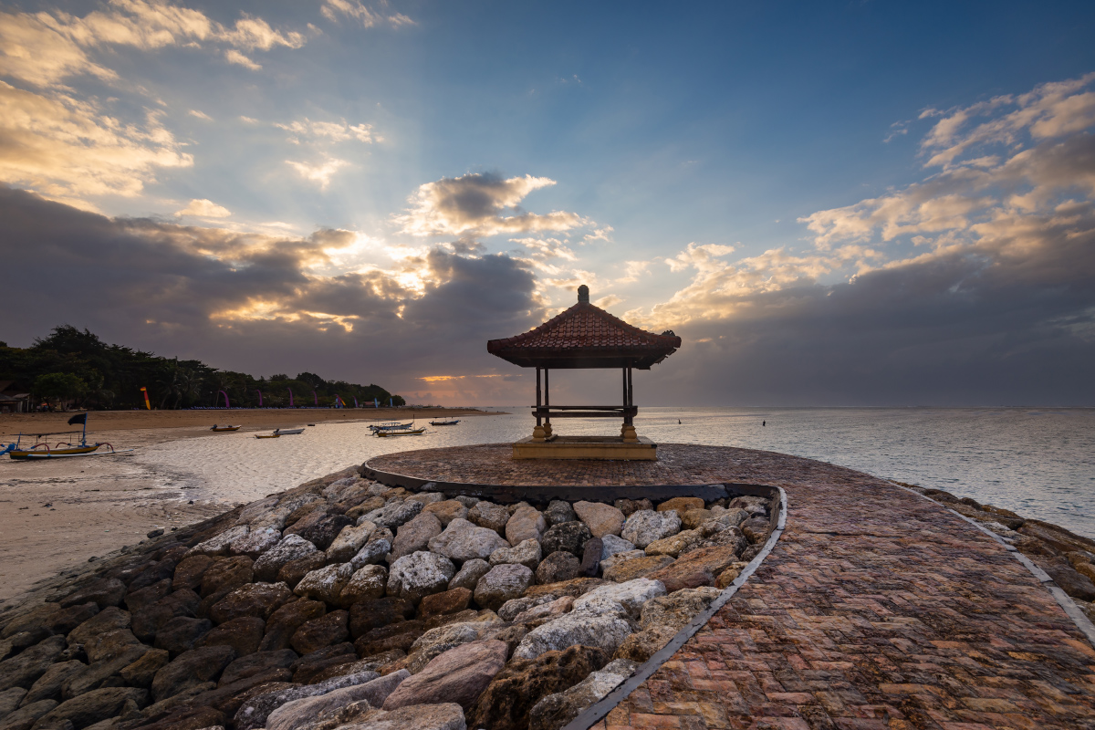 Pesona Pantai Mertasari