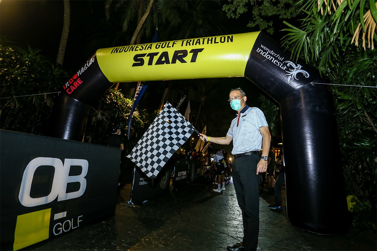 Peserta Golf Triathlon GOTTONG series pertama di Indonesia