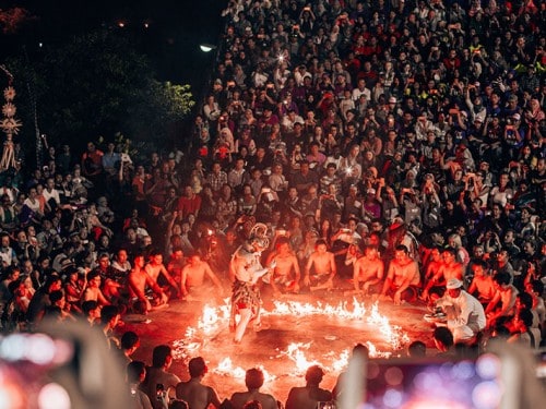 Cultural Experience in Bali: Uluwatu, Kecak Dance