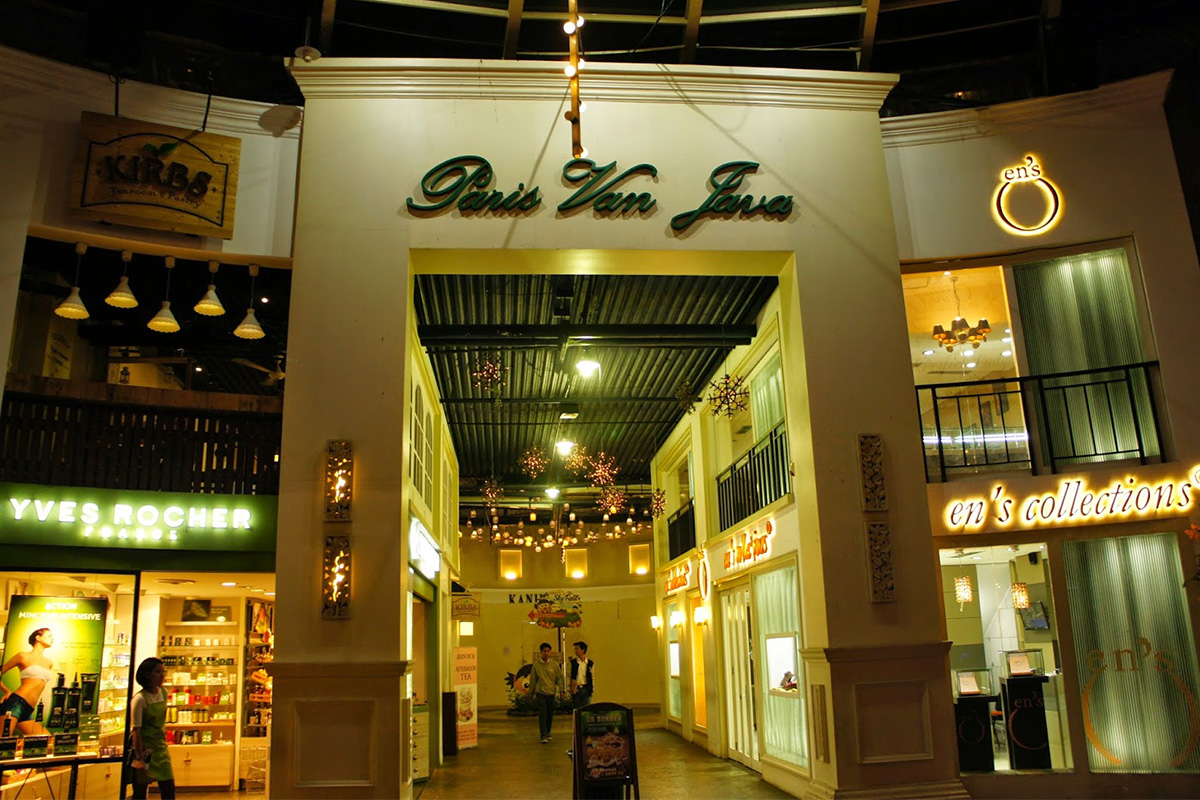 5 Places to Spoil Yourself in a High class Fashion Shopping at