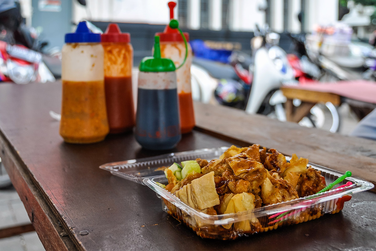 Erkunden Sie Jakartas Street Food