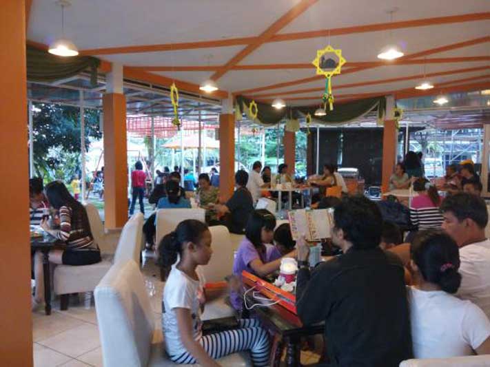 Where to Enjoy Delicious MACARONI or KLAPPERTAART and more in BOGOR