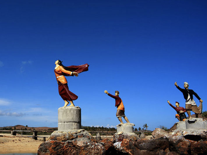 The Exciting Bau Nyale Festival 2018 in the Enchanting Lombok Island