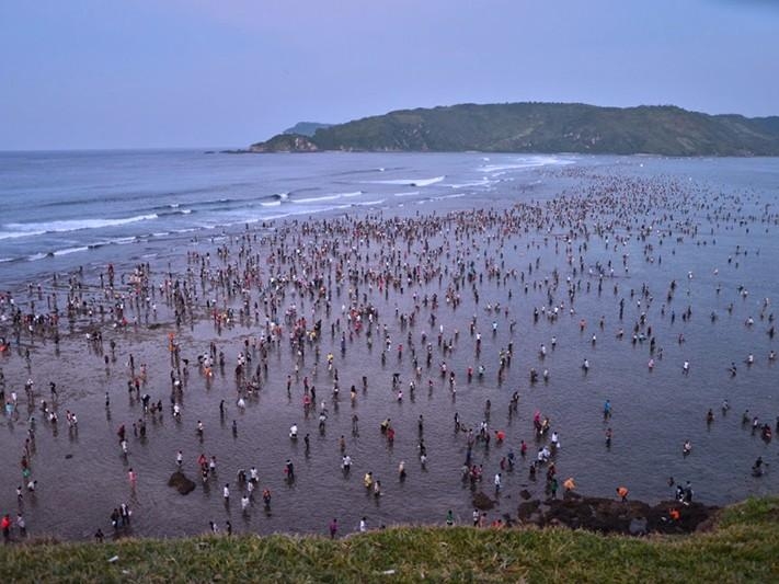 The Joyful Bau Nyale Festival 2017 in Lombok