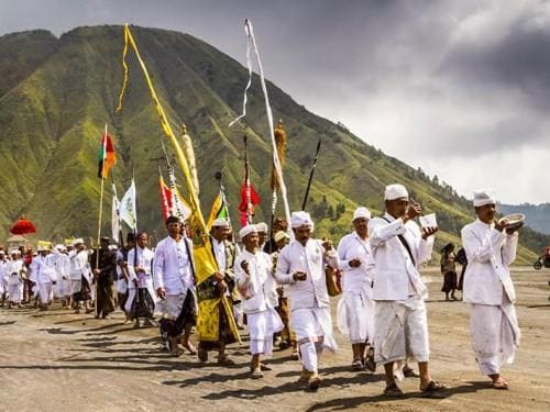Yadnya Kasada Ritual Ceremony at Stunning Mount Bromo
