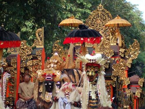 5 EXPÉRIENCES UNIQUES AU FESTIVAL DES ARTS DE BALI 2017