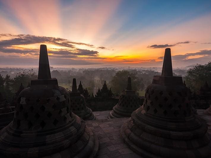 6 Magical Places in Indonesia to await the First Sunrise of 2017