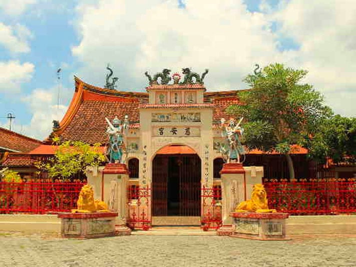 春节必访的8座宏伟寺庙
