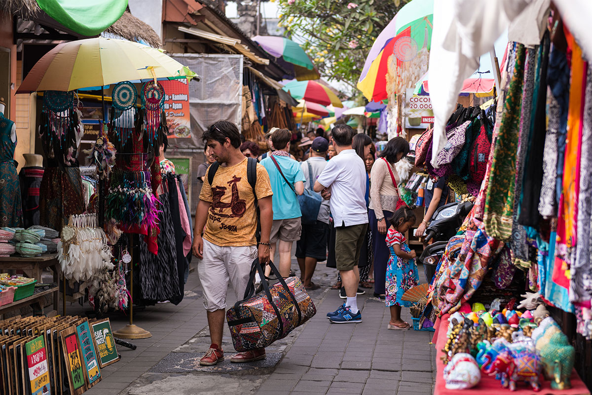  Bali Tourism Not Bothered by Black Smoke