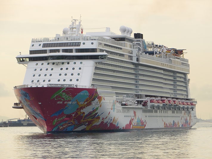 Genting Dream Cruise Ship Opens New Route to Surabaya and North Bali
