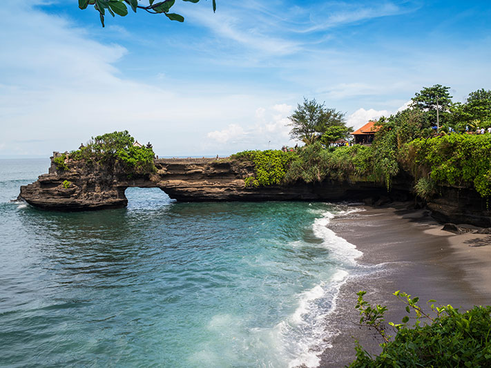 Indonesia Spreads Wonders at TOUREST International Travel Fair 2018