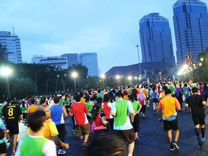 Jakarta Marathon 2016: 16,000 Runners Thronged Across Jakarta Streets 