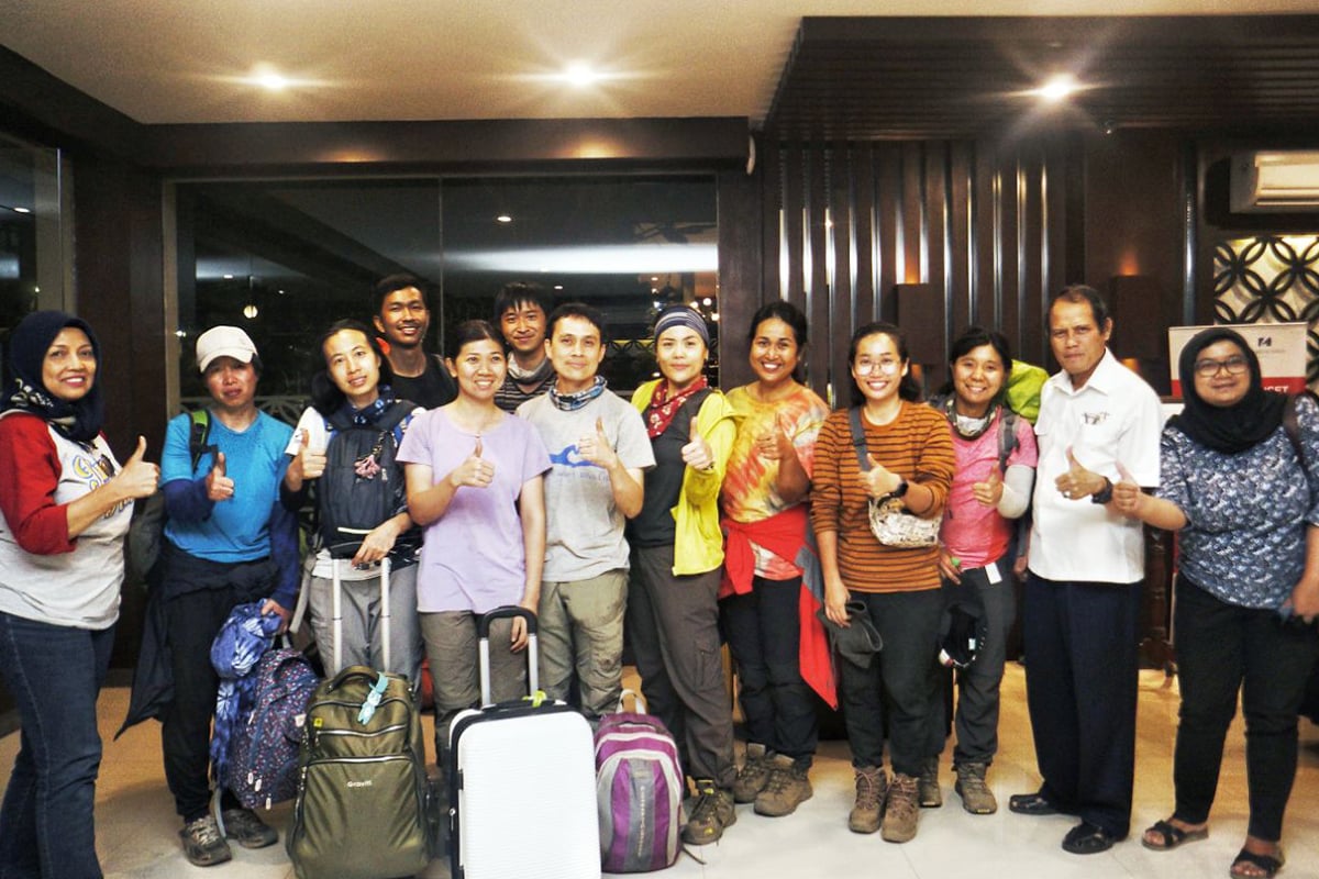 All THAI and MALAYSIAN Climbers up Mt.RINJANI, Lombok,  SAFE AND ACCOUNTED FOR