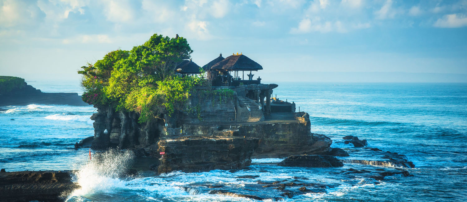 Voyage Vibes Travel Temptations