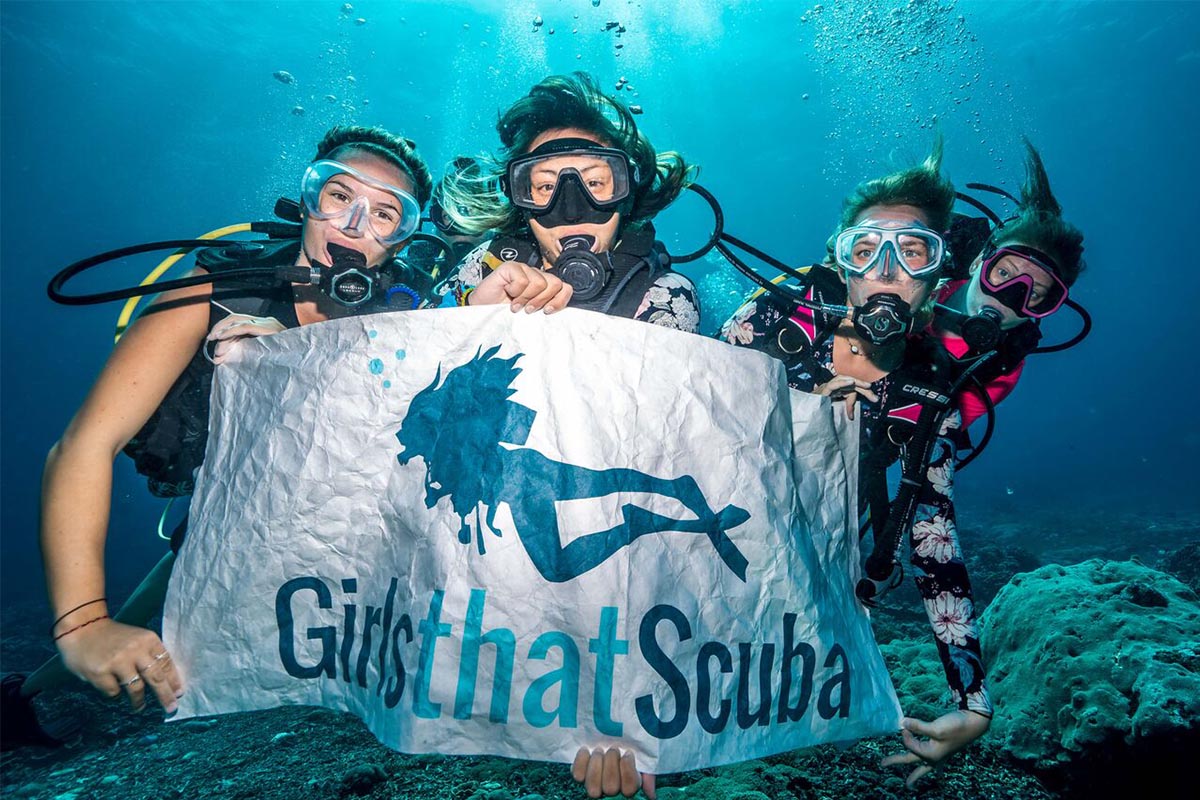 Most Women SCUBA Diving Together: World Record Attempt