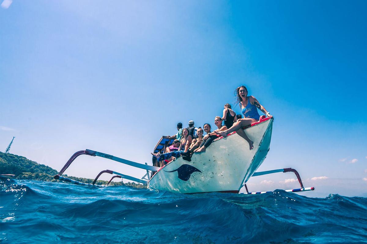 Most Women SCUBA Diving Together: World Record Attempt