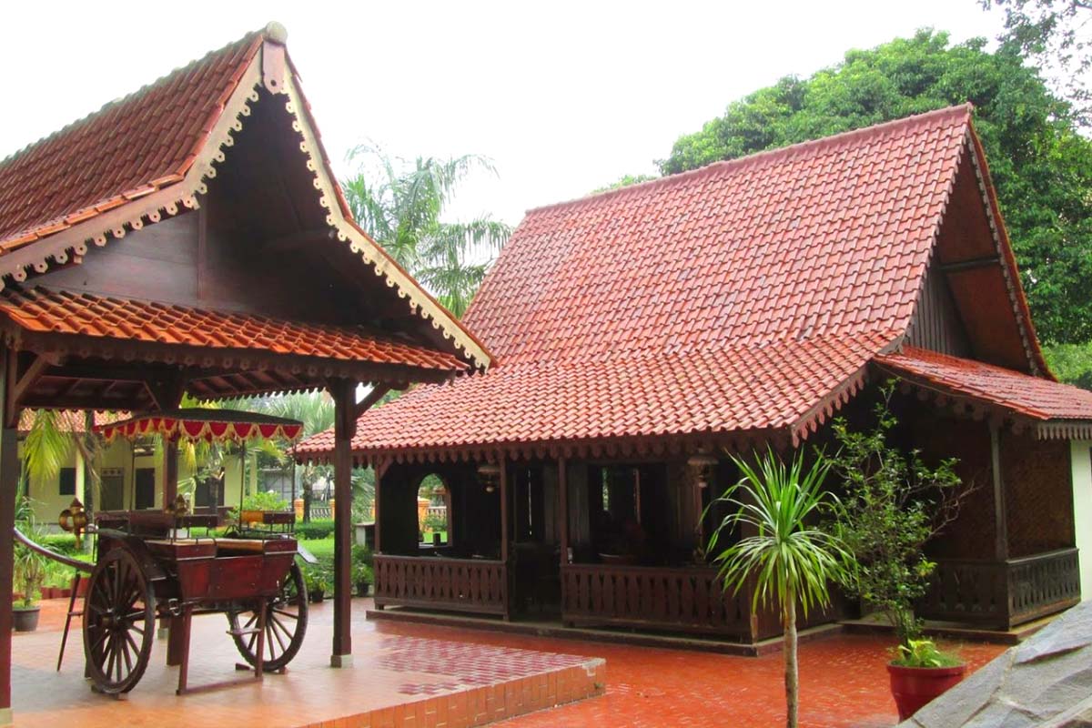 10 Betawi Uniqueness That You Can Find in Setu Babakan