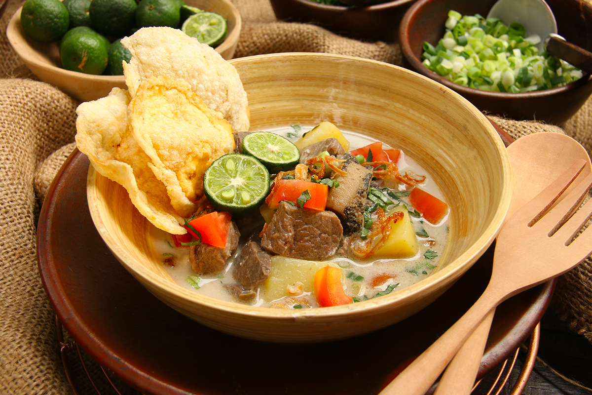 Makanan tradisional khas Jakarta, Soto Betawi