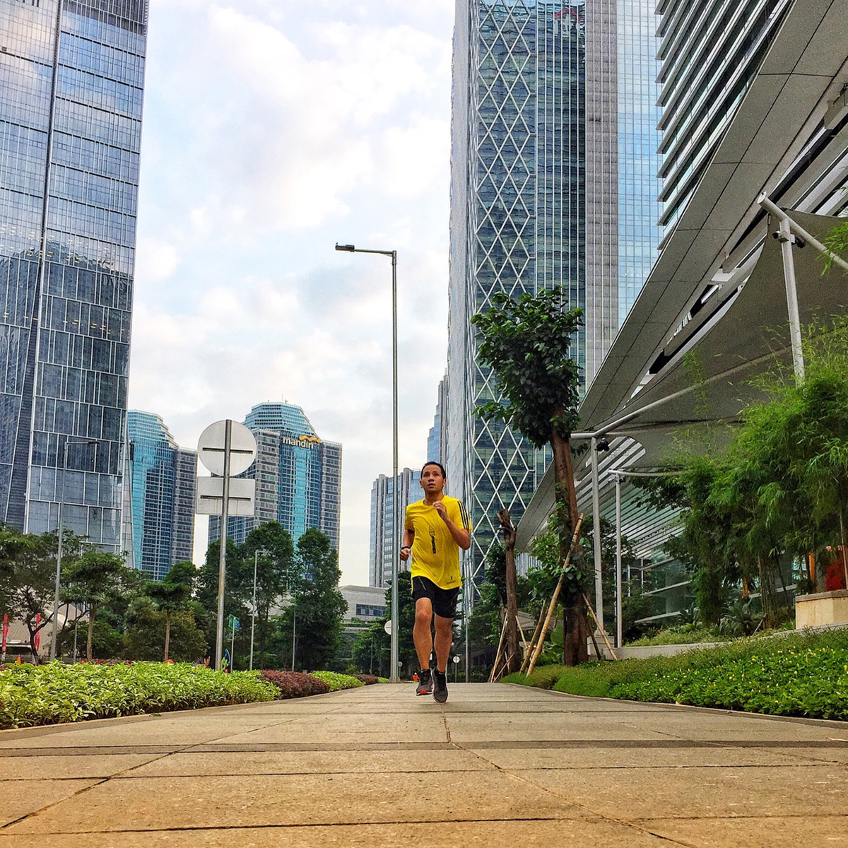 10 Ways to be Healthier during Your Weekend Holiday in the Heart of Jakarta
