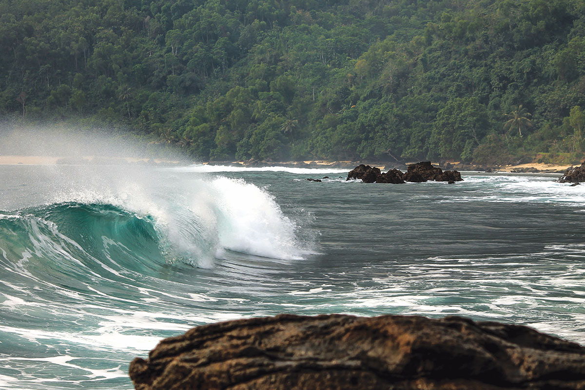 15 Exhilarating Surfing Destinations You Should Visit in Indonesia