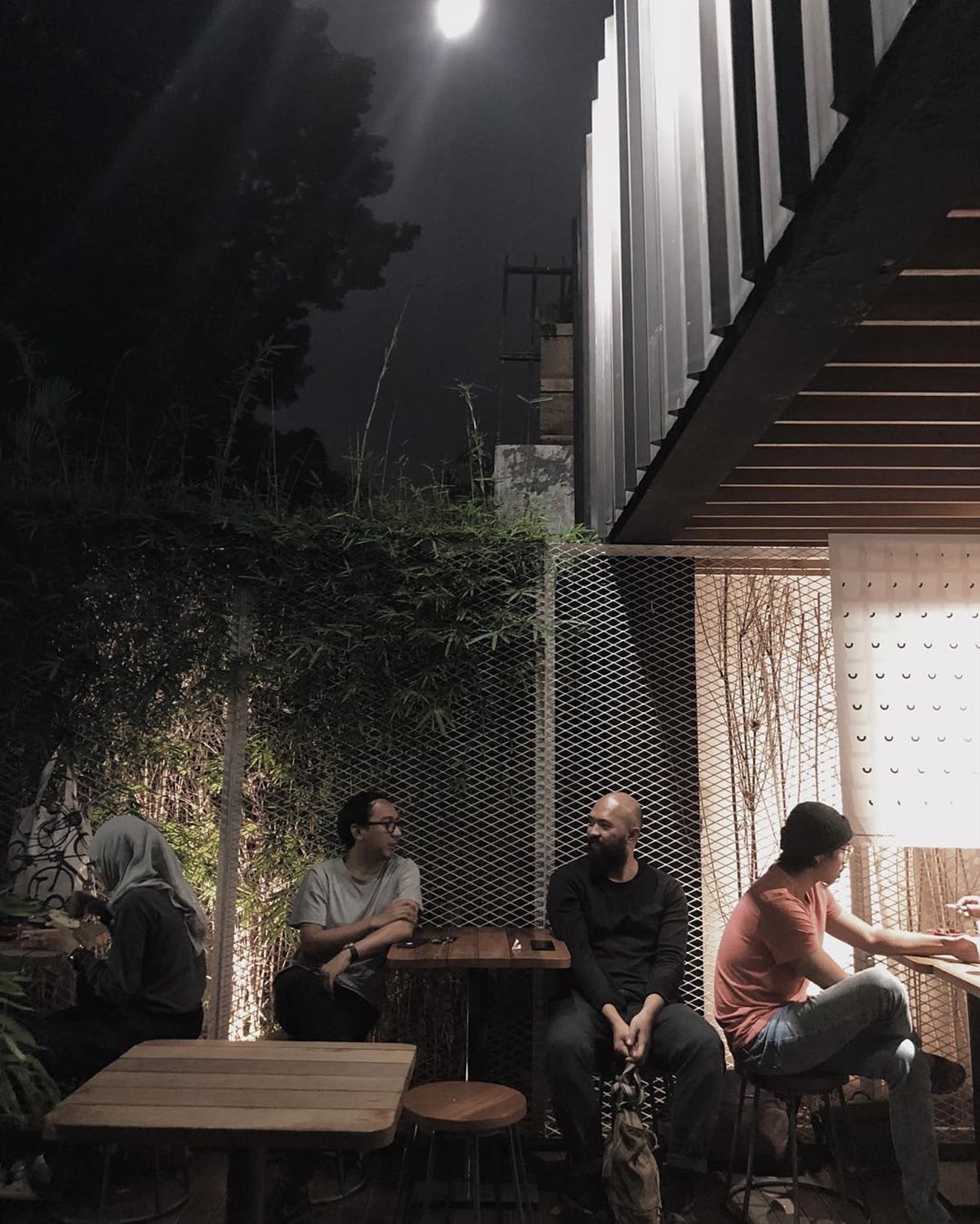 15 Stylish Spots with Great Coffee for Your Holiday in Bandung