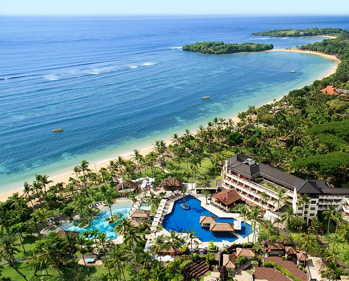 17 Luxurious Hotels to Stay in Nusa Dua