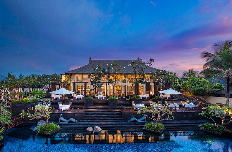 17 Luxurious Hotels to Stay in Nusa Dua