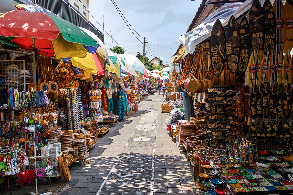 shopping in bali