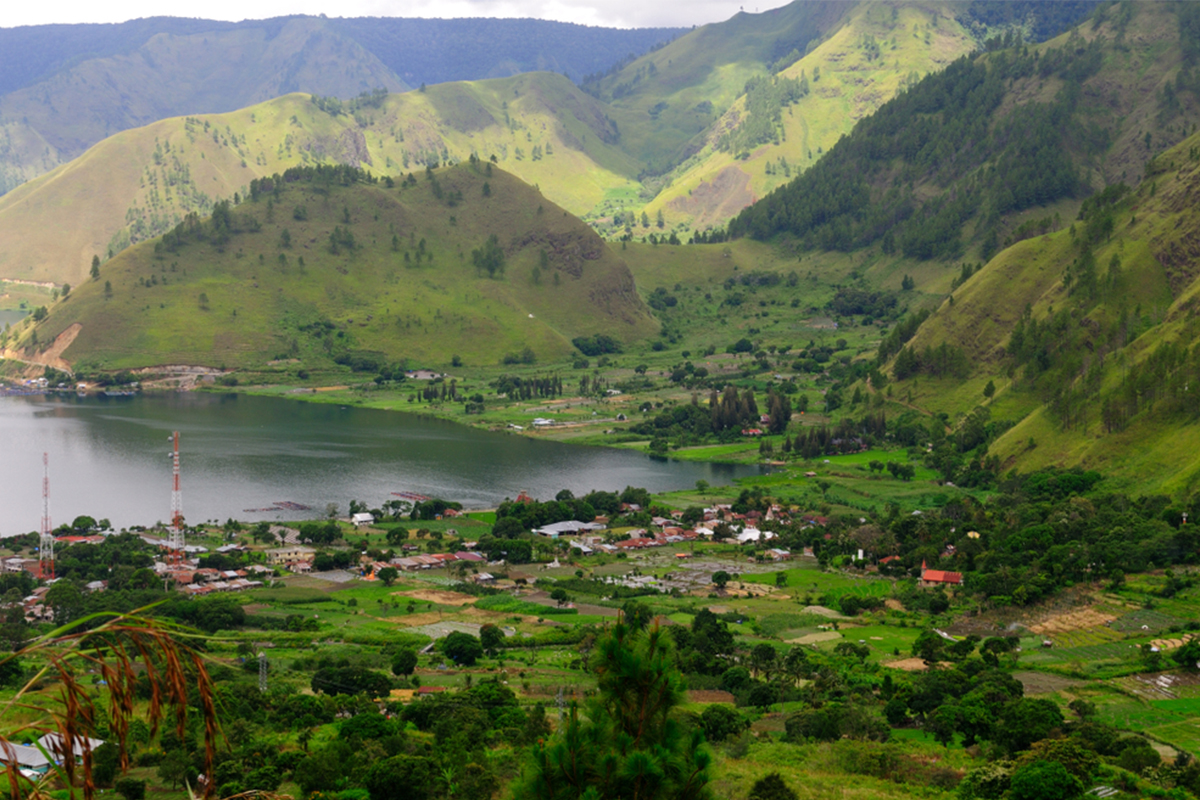 lake toba