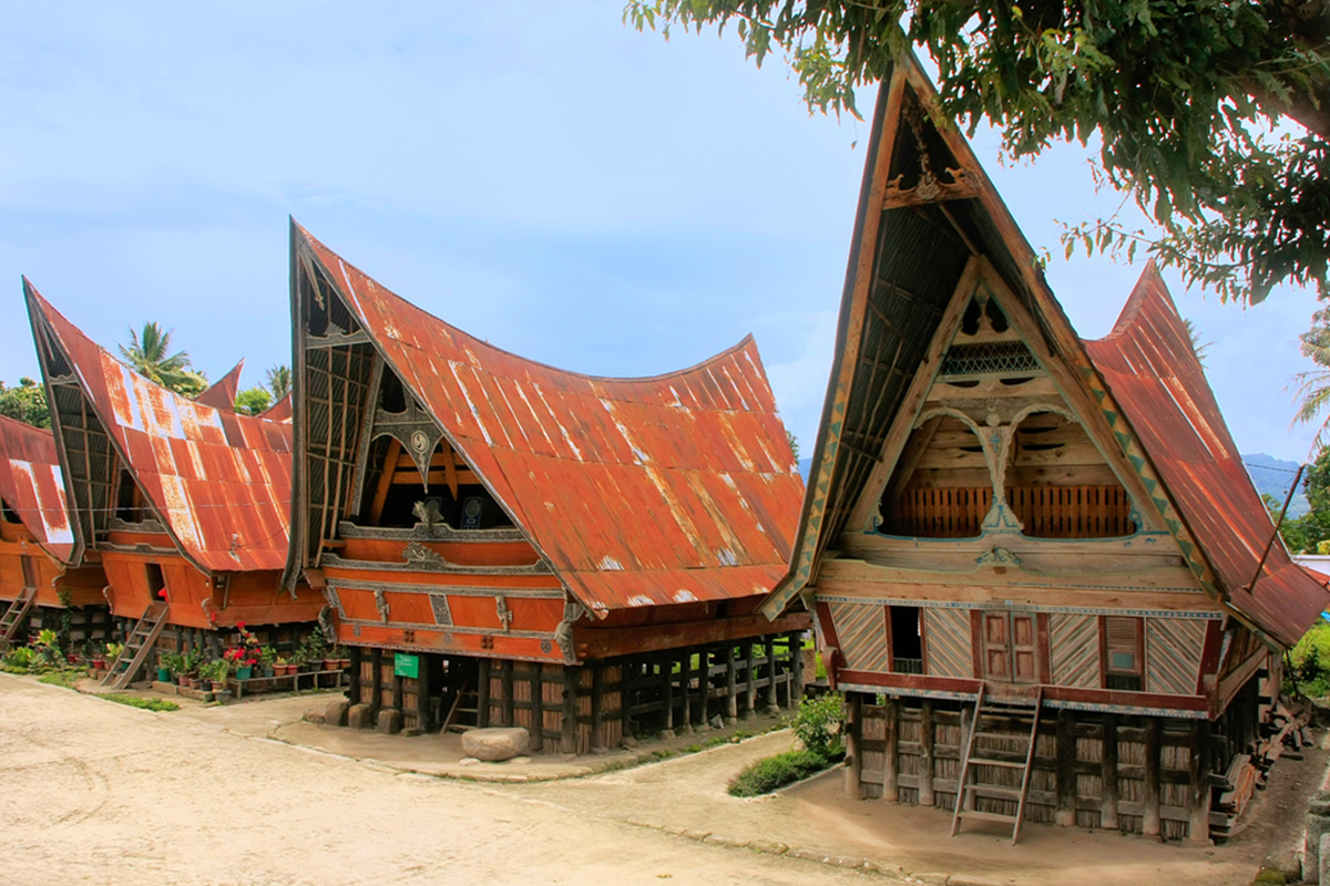 lake toba