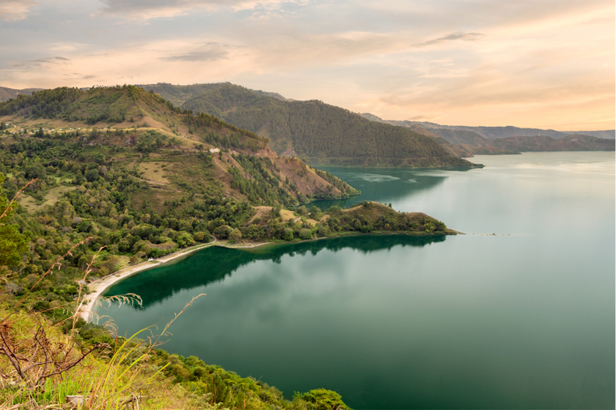 lake toba