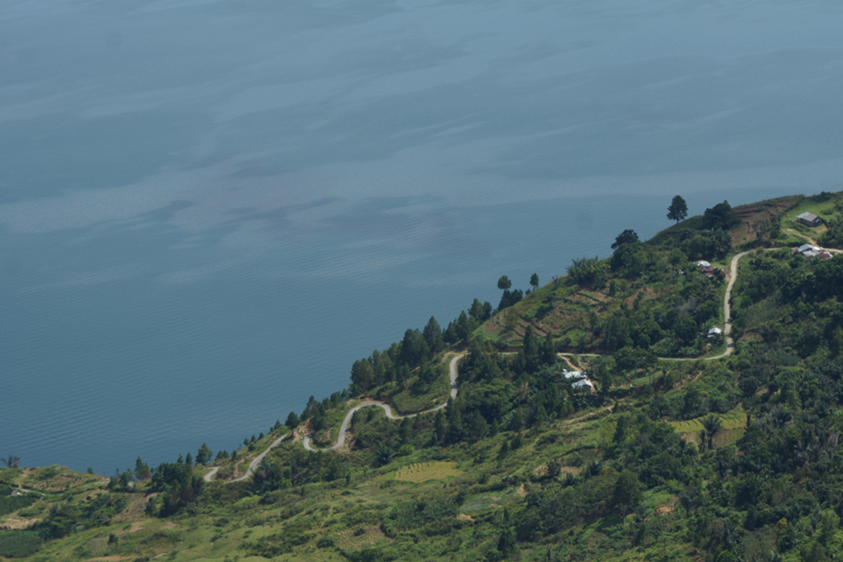 lake toba