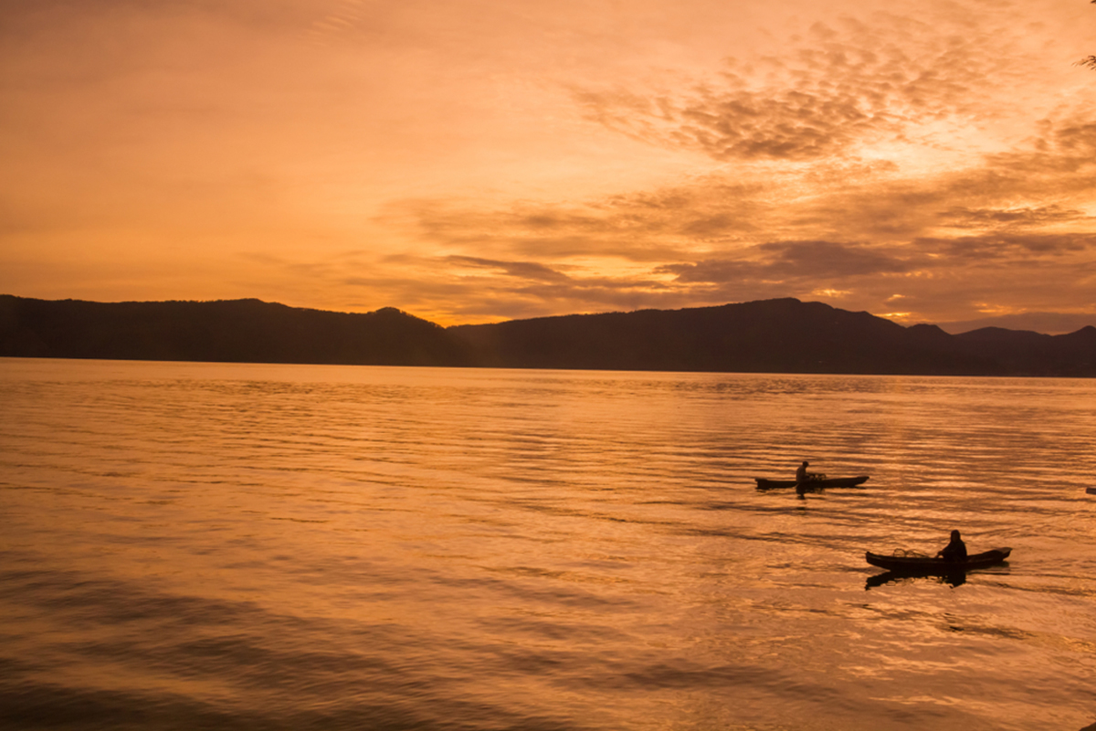 lake toba