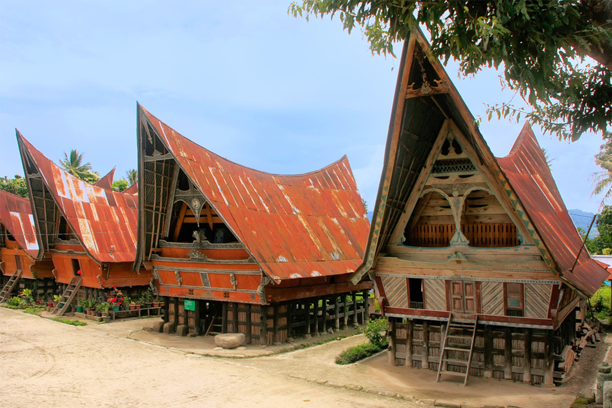 lake toba