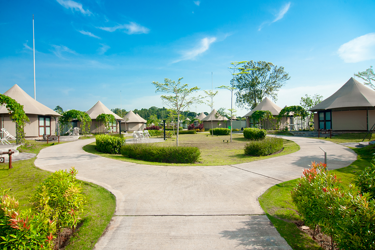 Pemandangan resor keluarga di Lagoi, Bintan