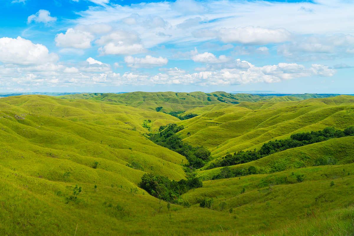 Pesona Bukit Warinding, Salah Satu Destinasi Favorit Wisatawan