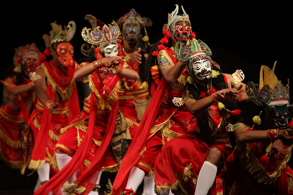 The Riveting WAYANG KULIT SHADOW PUPPET SHOWS  of Java and Bali 