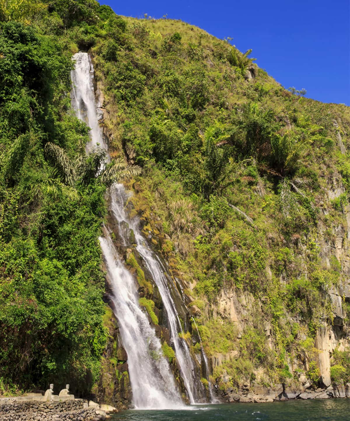 scenic spots in lake toba